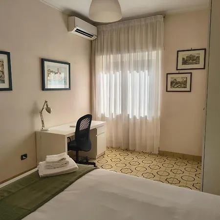 Maison Piramide Apartment Rom